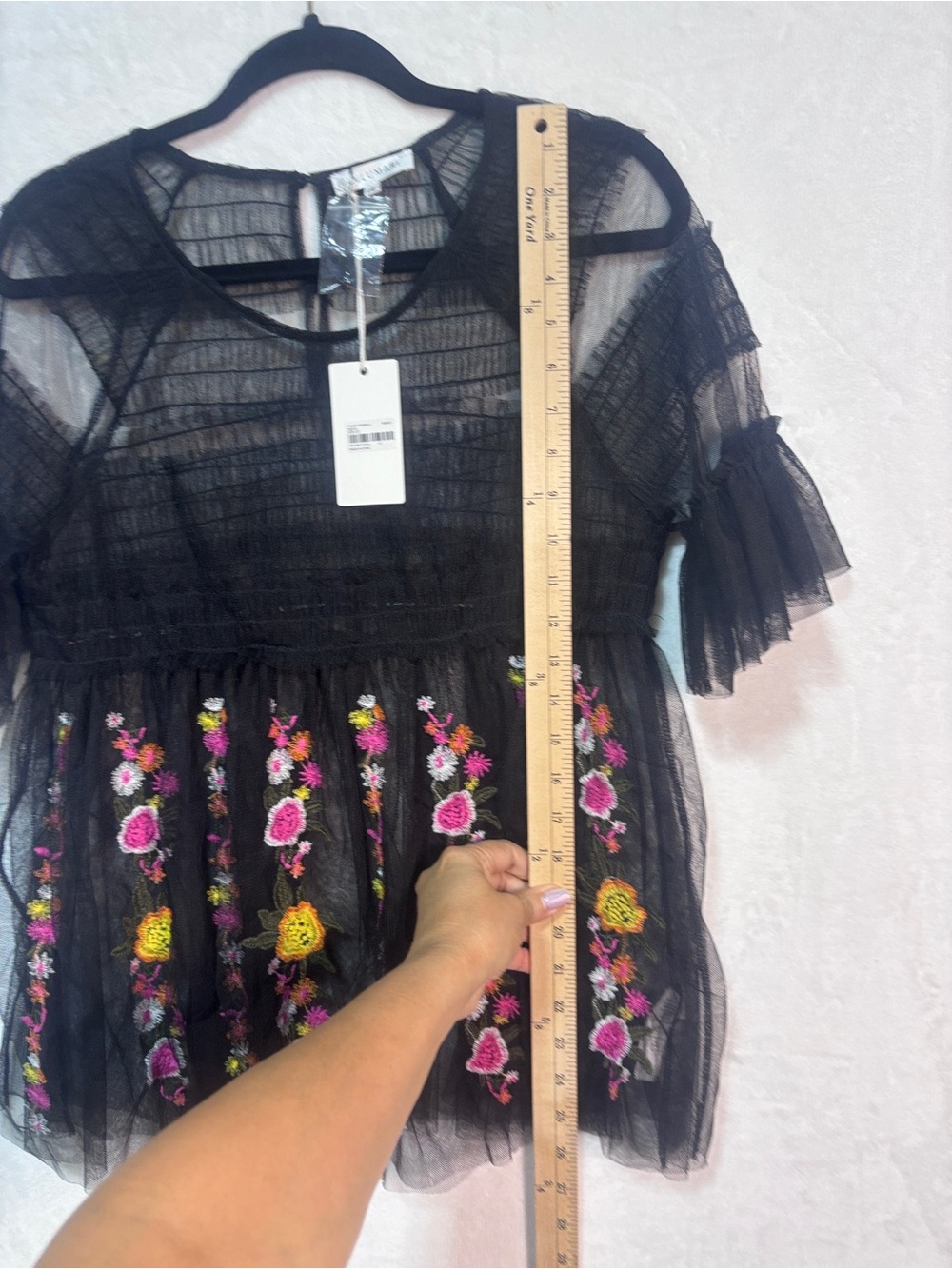 Lulumari black mesh tulle top ruffled short sleeves floral embroidery Sz Large - Picture 5 of 8